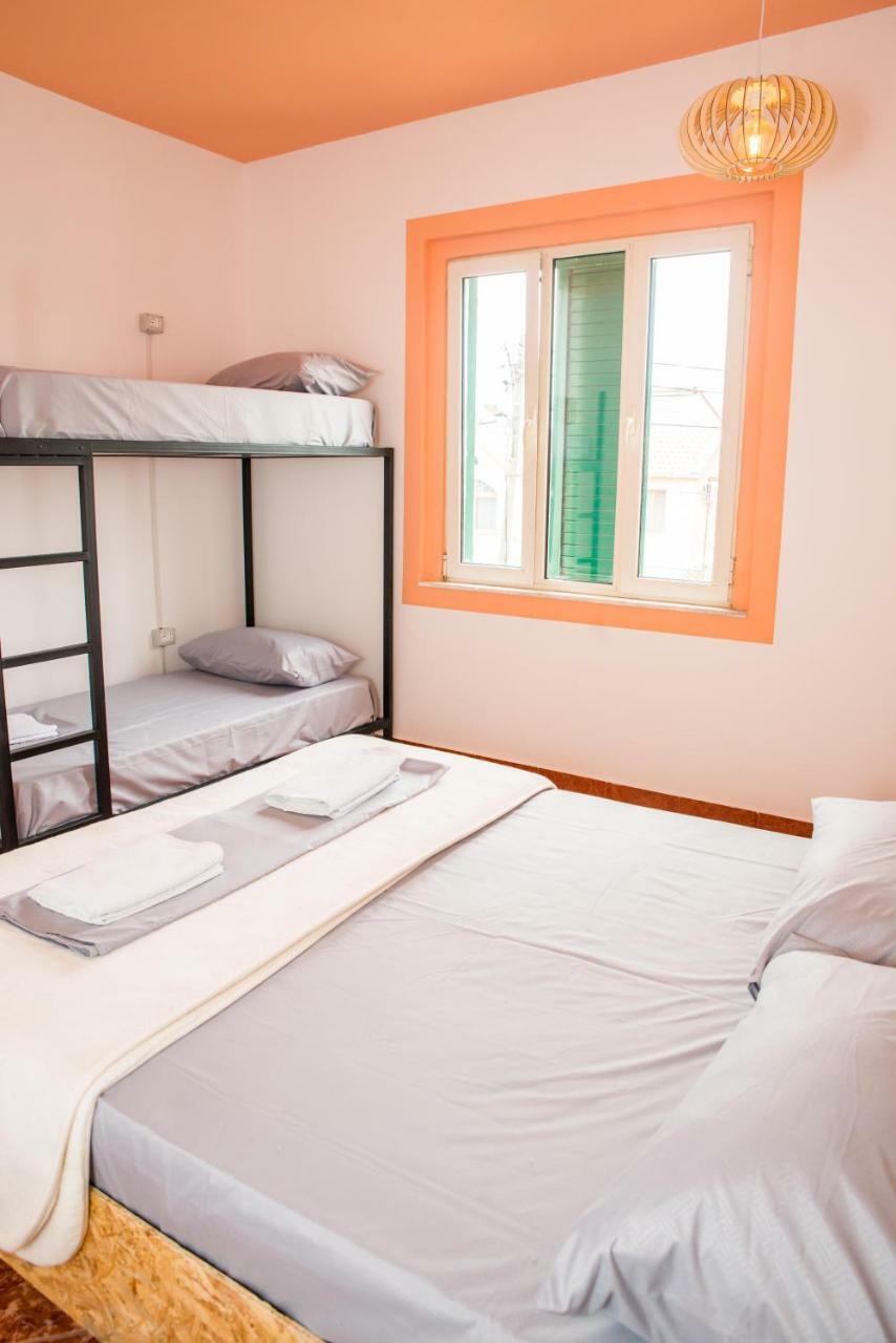 Our Way Guest House & Hostel Шкодер Экстерьер фото
